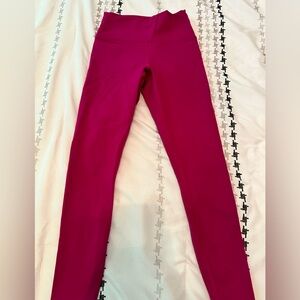 women’s powerhold fabletics leggings